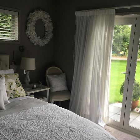 The Flower Nest Retreat Apartment Te Puna Luaran gambar