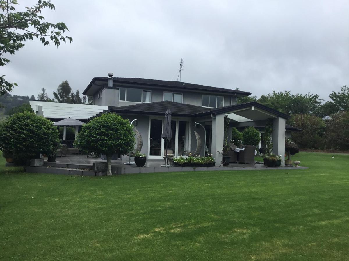 The Flower Nest Retreat Apartment Te Puna Luaran gambar